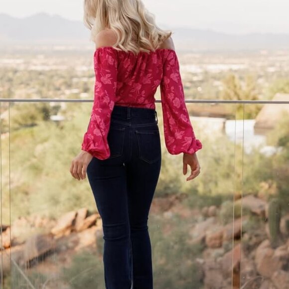 Shades of Rose Black Smocked Waist Long-Sleeve Crop Blouse – Size S - Picture 1 of 6